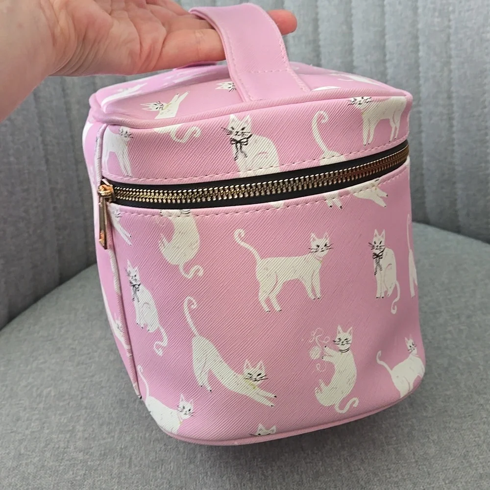 Adorable Cat Print Cosmetic Bag/Organizer In Pink, NWT